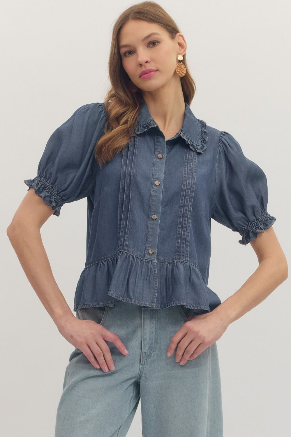 Solid puff short sleeve peplum top