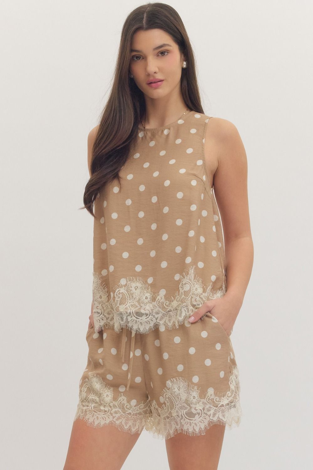 Polka dot sleeveless top featuring lace hem Short Set