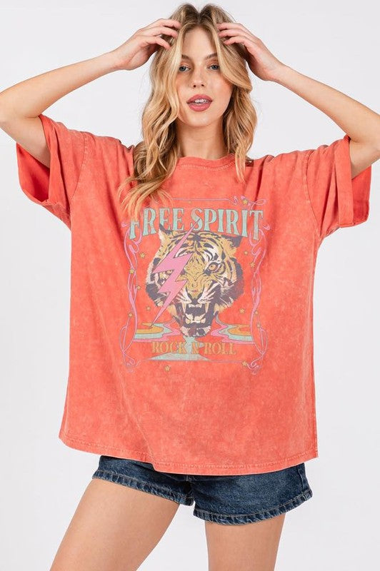 FREE SPIRIT ROCK N ROLL VINTAGE GRAPHIC TEE