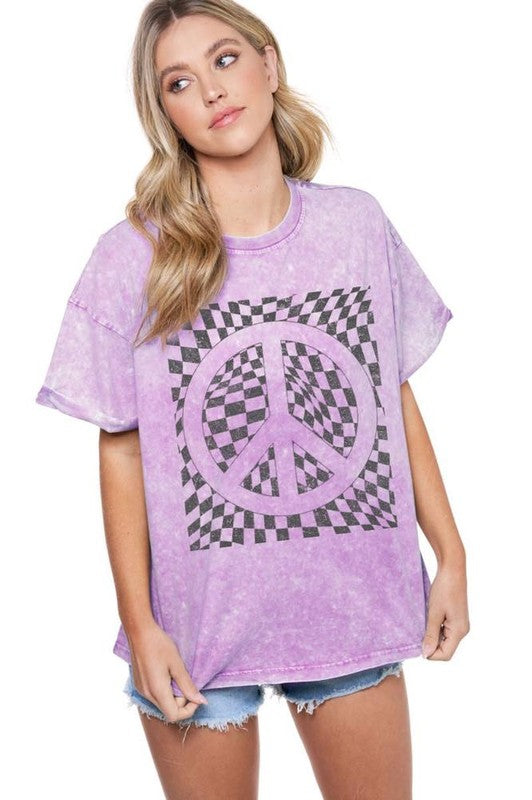 CHECKERED PEACE MINERAL WASHED GRAPHIC TEE