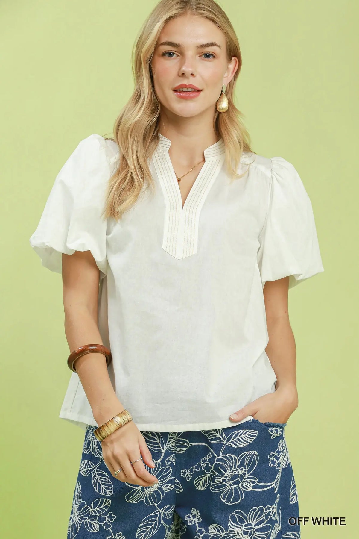 Solid Puff Sleeve Split Neck Top
