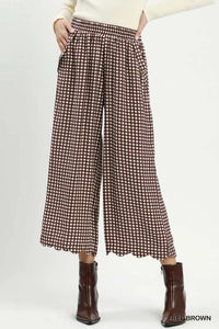 Gingham Wide Leg Scallop Hem Crop Pants