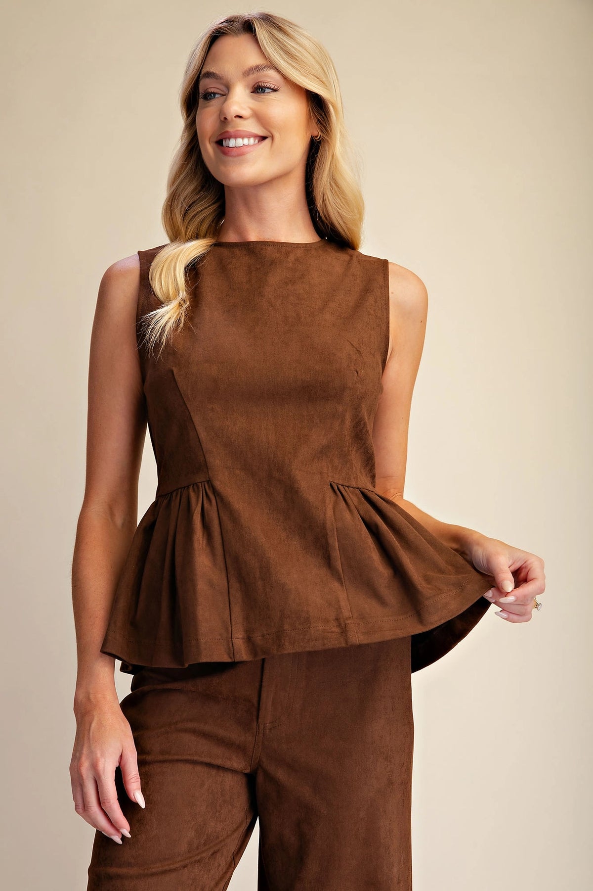 Round Neck Sleeveless Suede Peplum Top