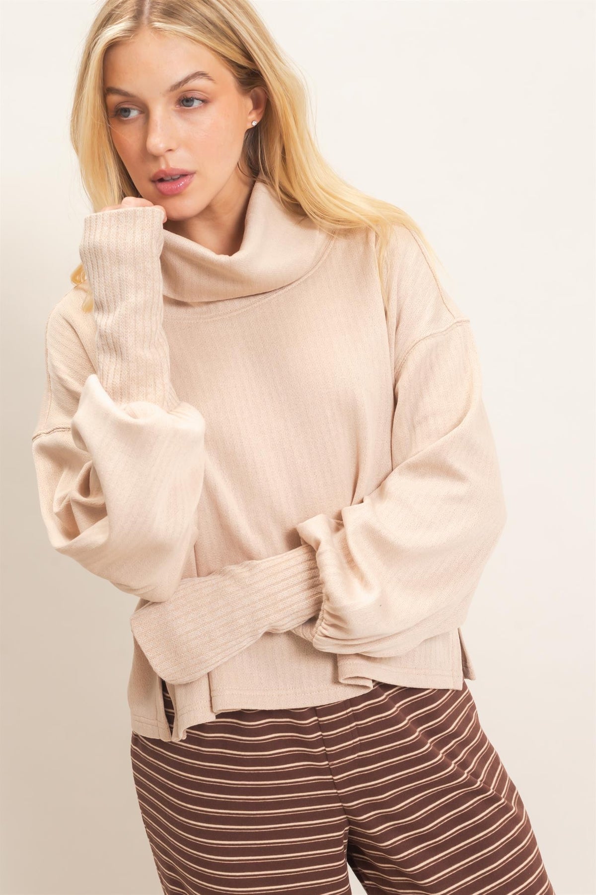 Loose Turtleneck Long Sleeve Top