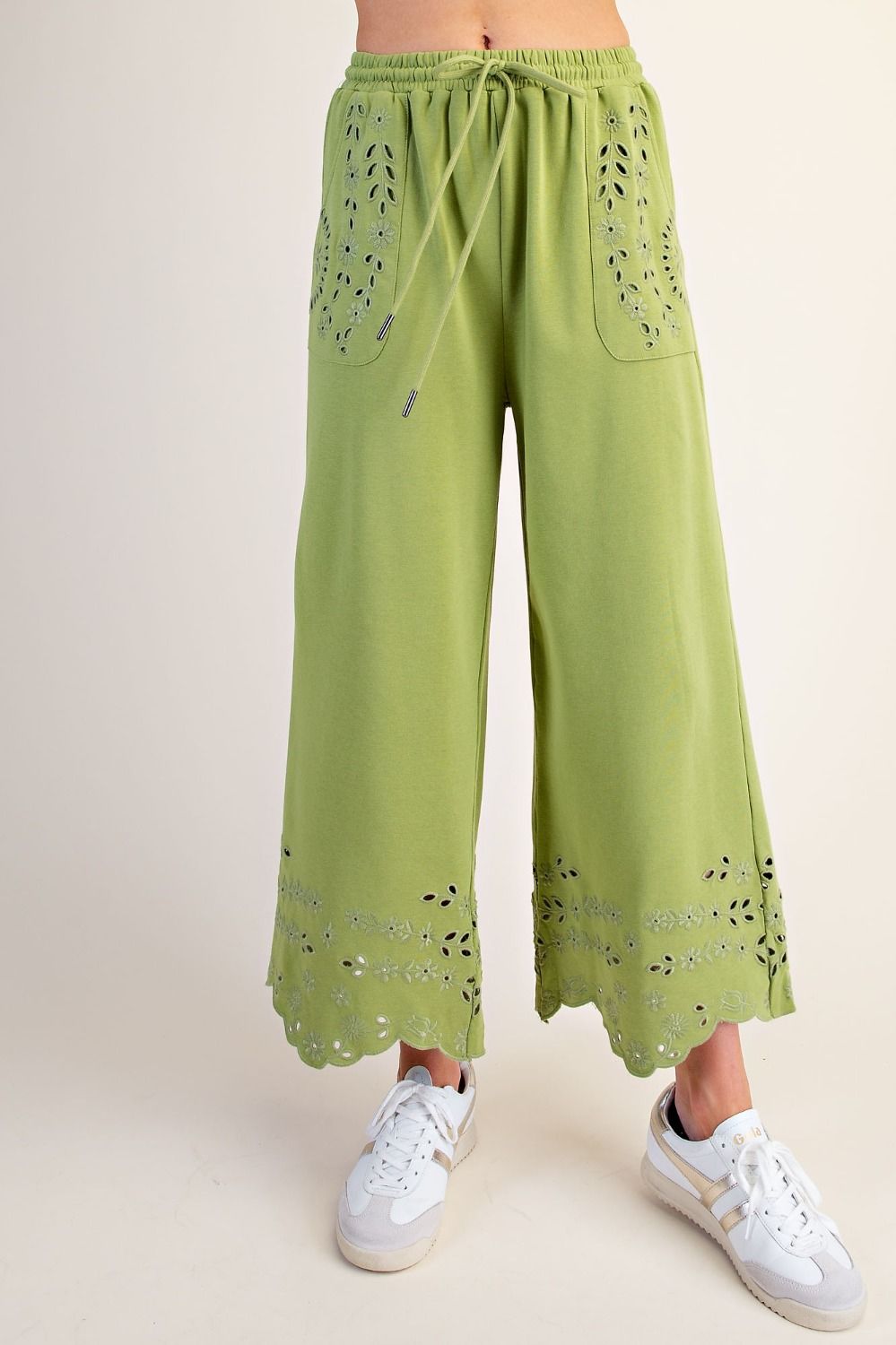 EMBROIDERY DETAILING TERRY KNIT PANTS