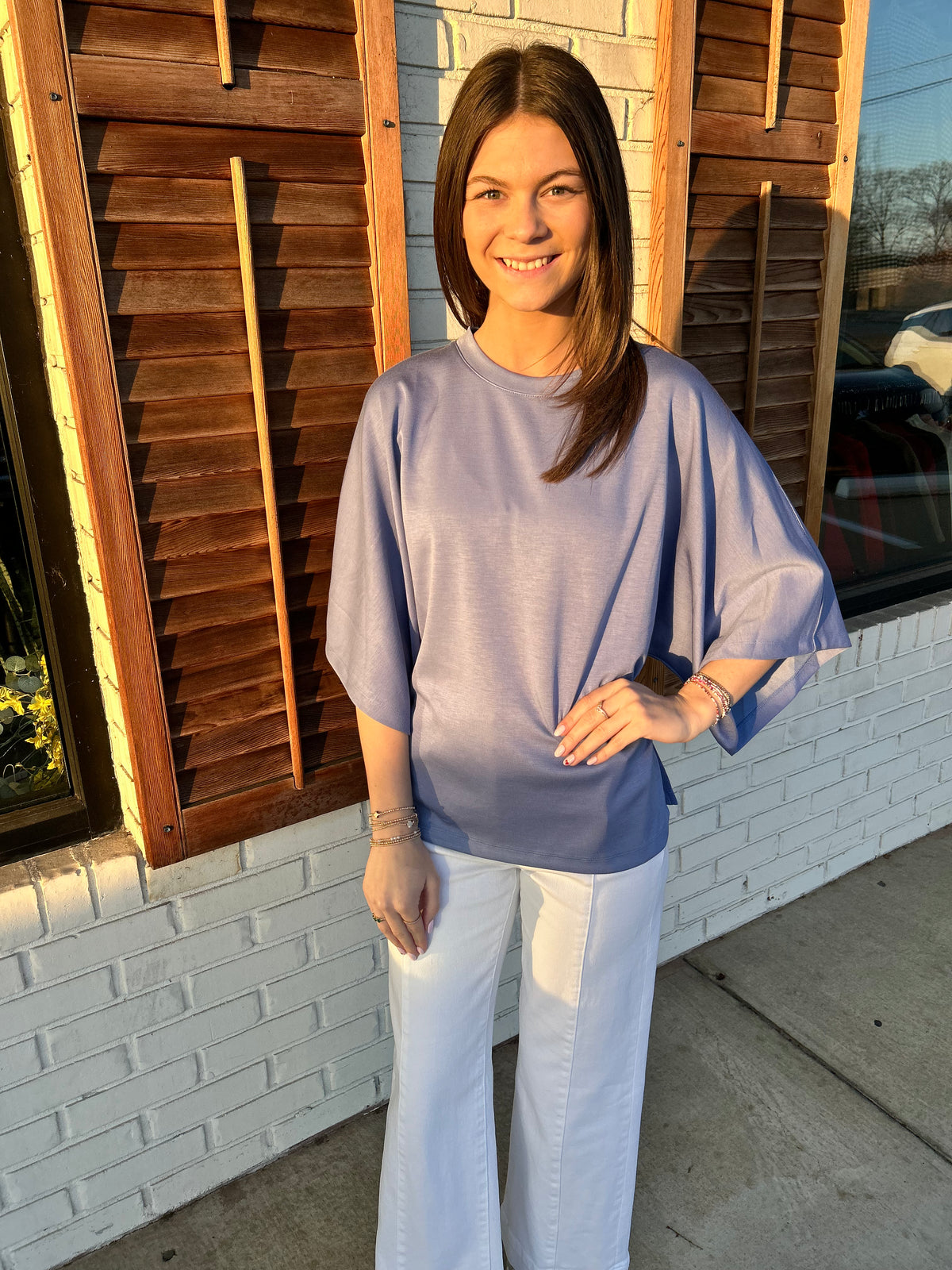 Solid elbow sleeve top