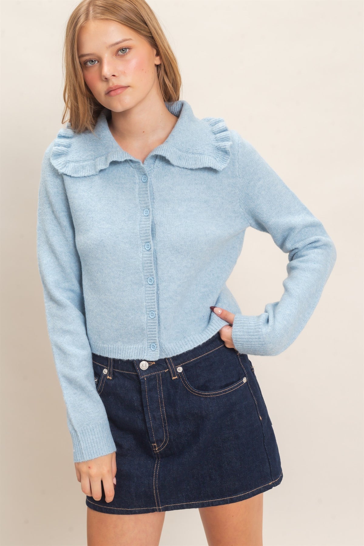 Ruffled Collar Knit Cardigan