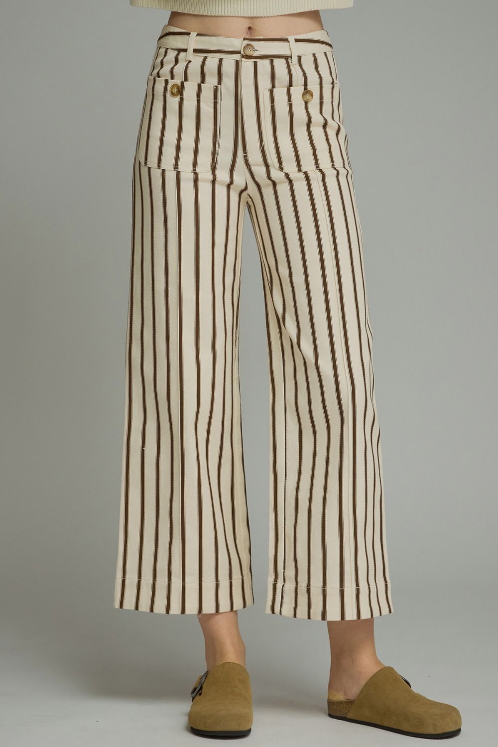 Stripe ankle-length pants featuring front pockets