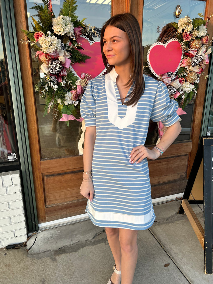 Stripped 3/4 sleeve mini dress featuring contrast trim V-neck and collar detai