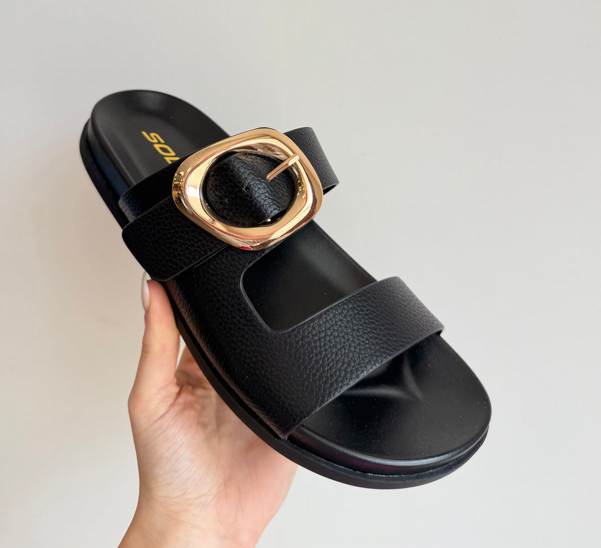 Soda Speed Black Sandals