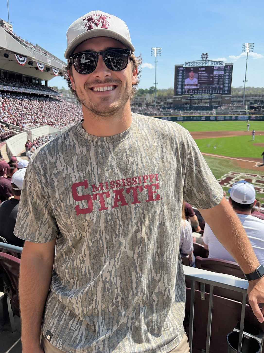 Merle’s MO Collegiate Tee