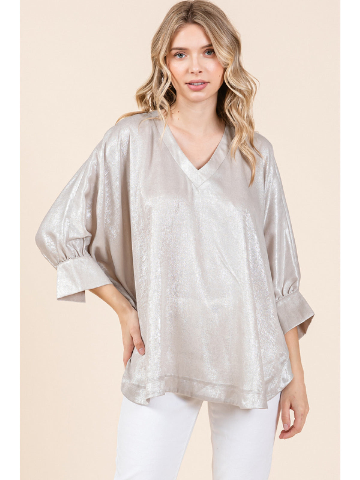 Metallic top with a V-neck