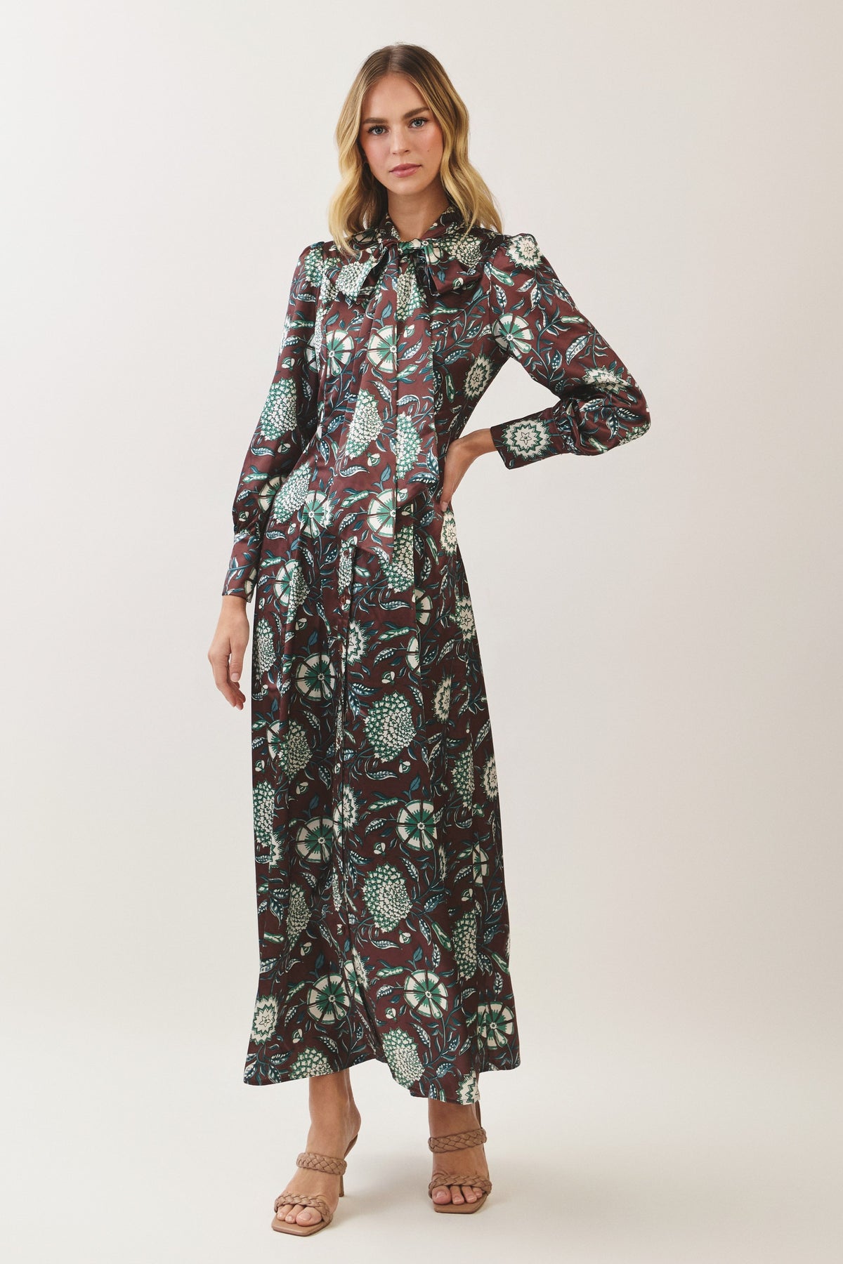 Floral Print Tie-neck Maxi Dress