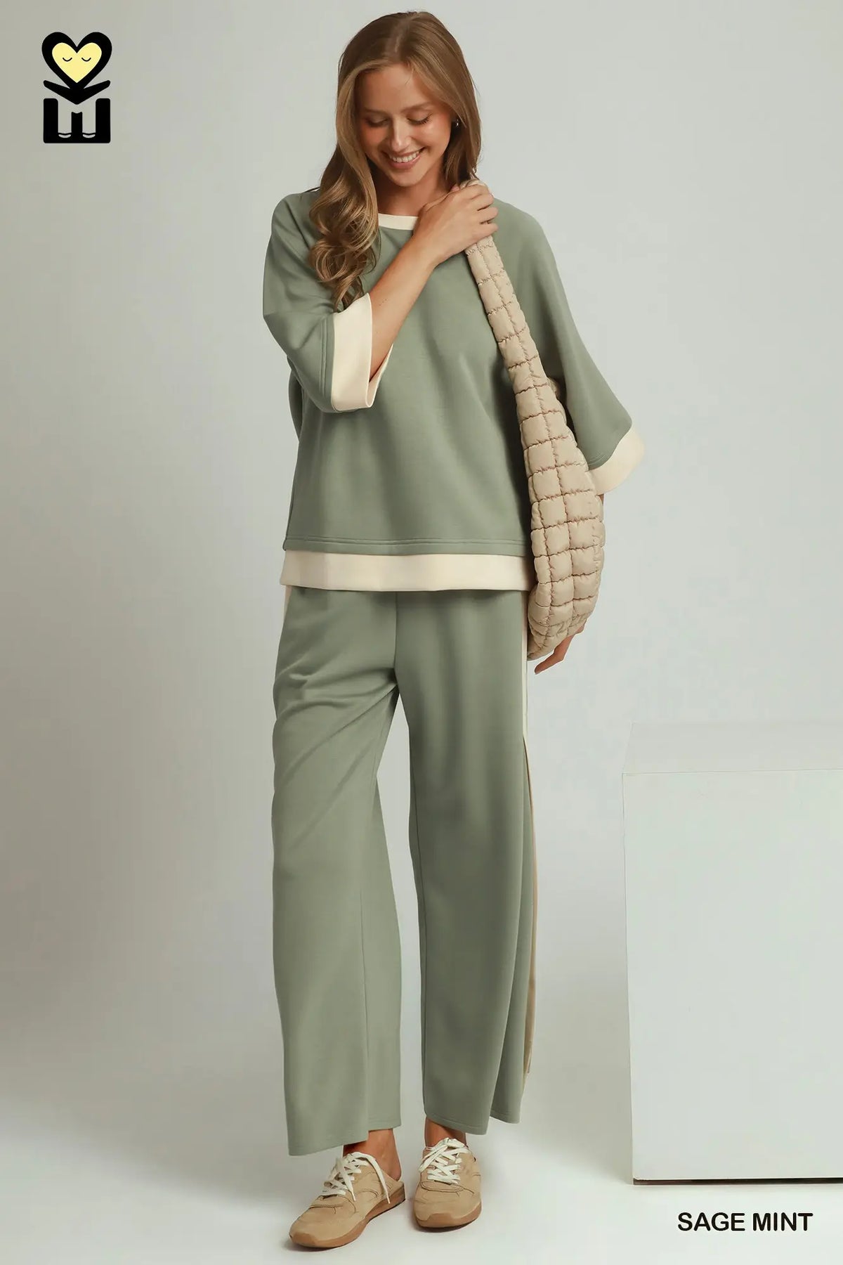 LUXEKNIT Colorblock Crewneck Raglan Sleeve Top and Pants Set
