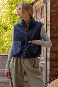 FLEECE ZIP UP VEST WITH POCKETS