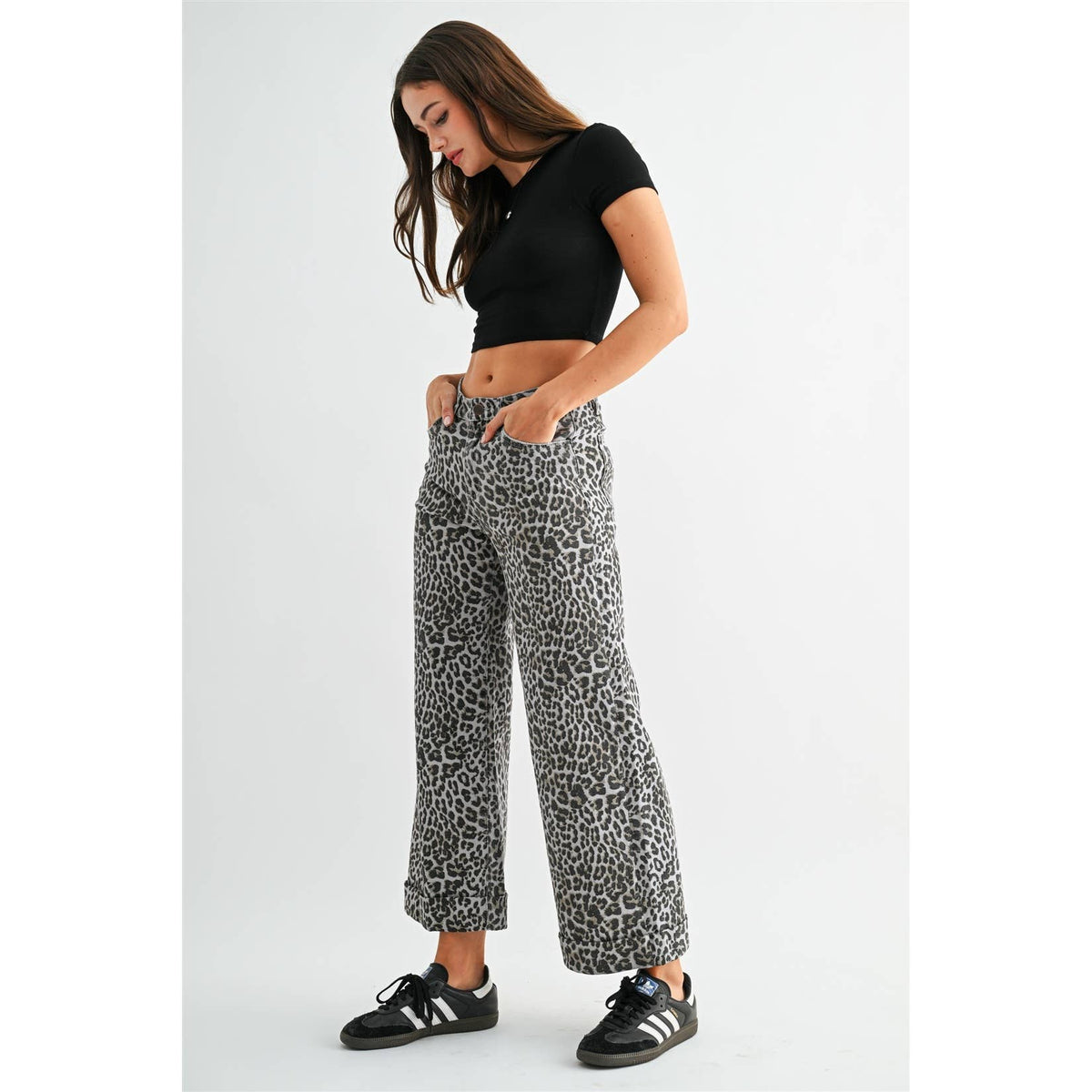 HIGH-RISE WIDE LEG CROPPED CUFF LEOPARD